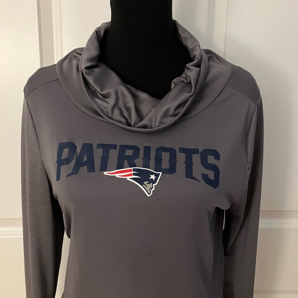 Authentic NFL Women’s Patriots shirt
